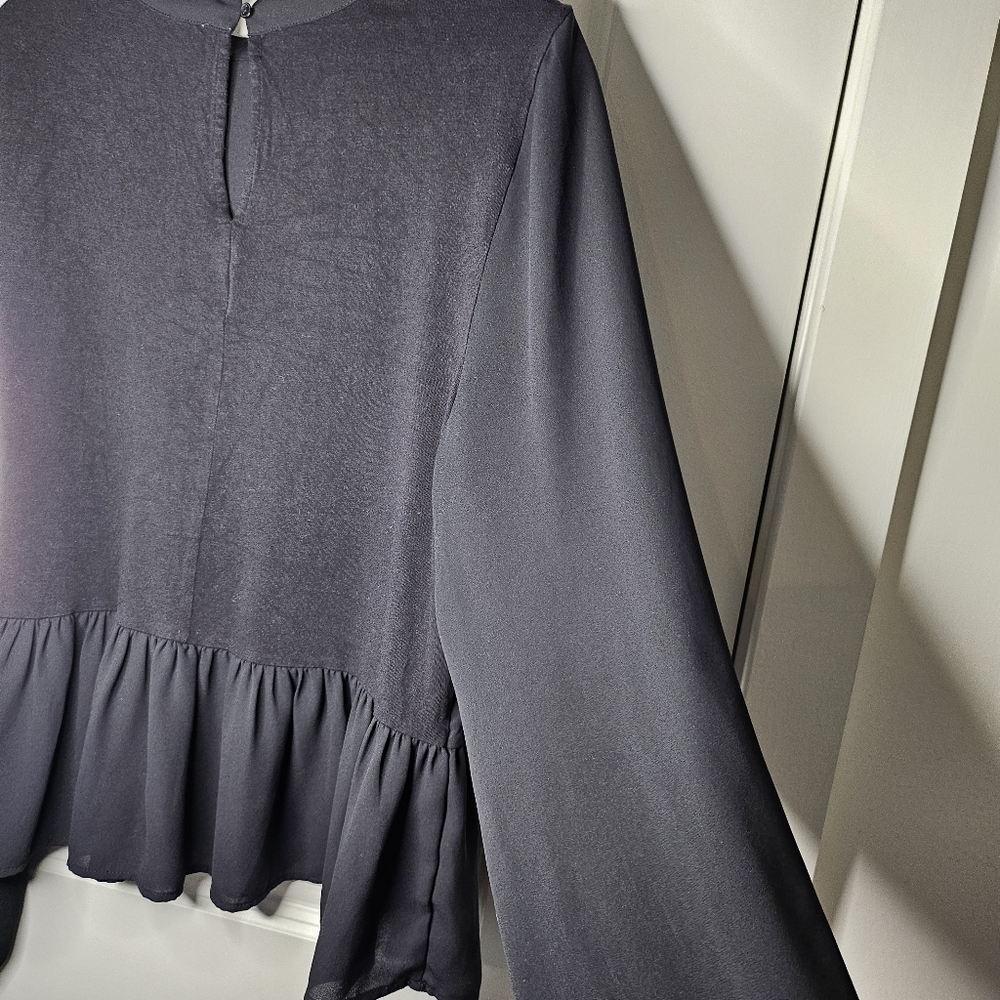 LOFT Semi Sheer Peplum Black Blouse Size Medium Long Sleeve Keyhole Back Classic - Picture 7 of 12